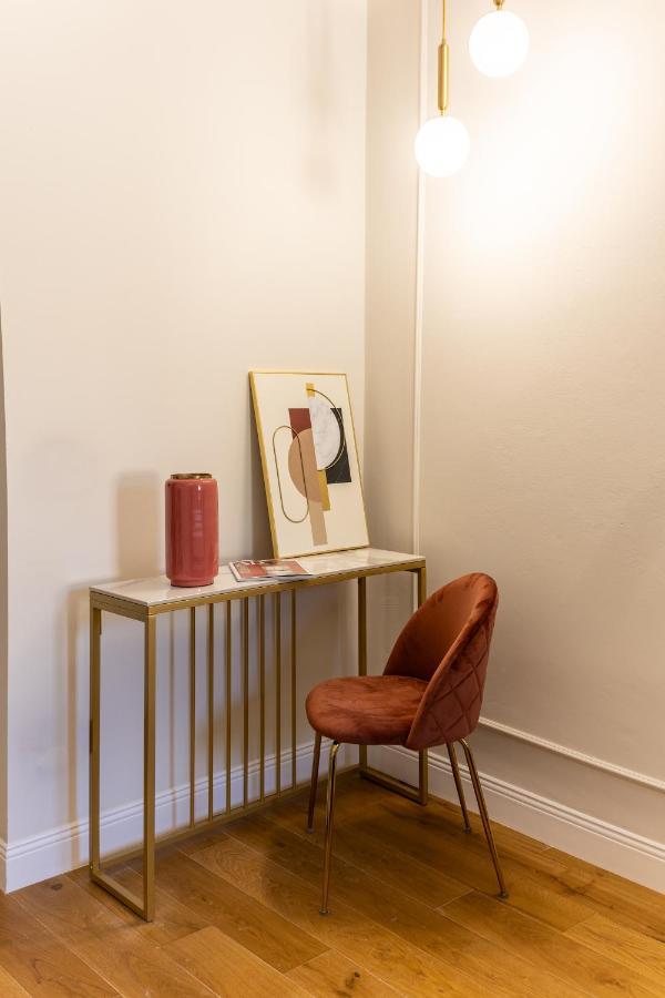 Leovinci Rooms Florens Exteriör bild