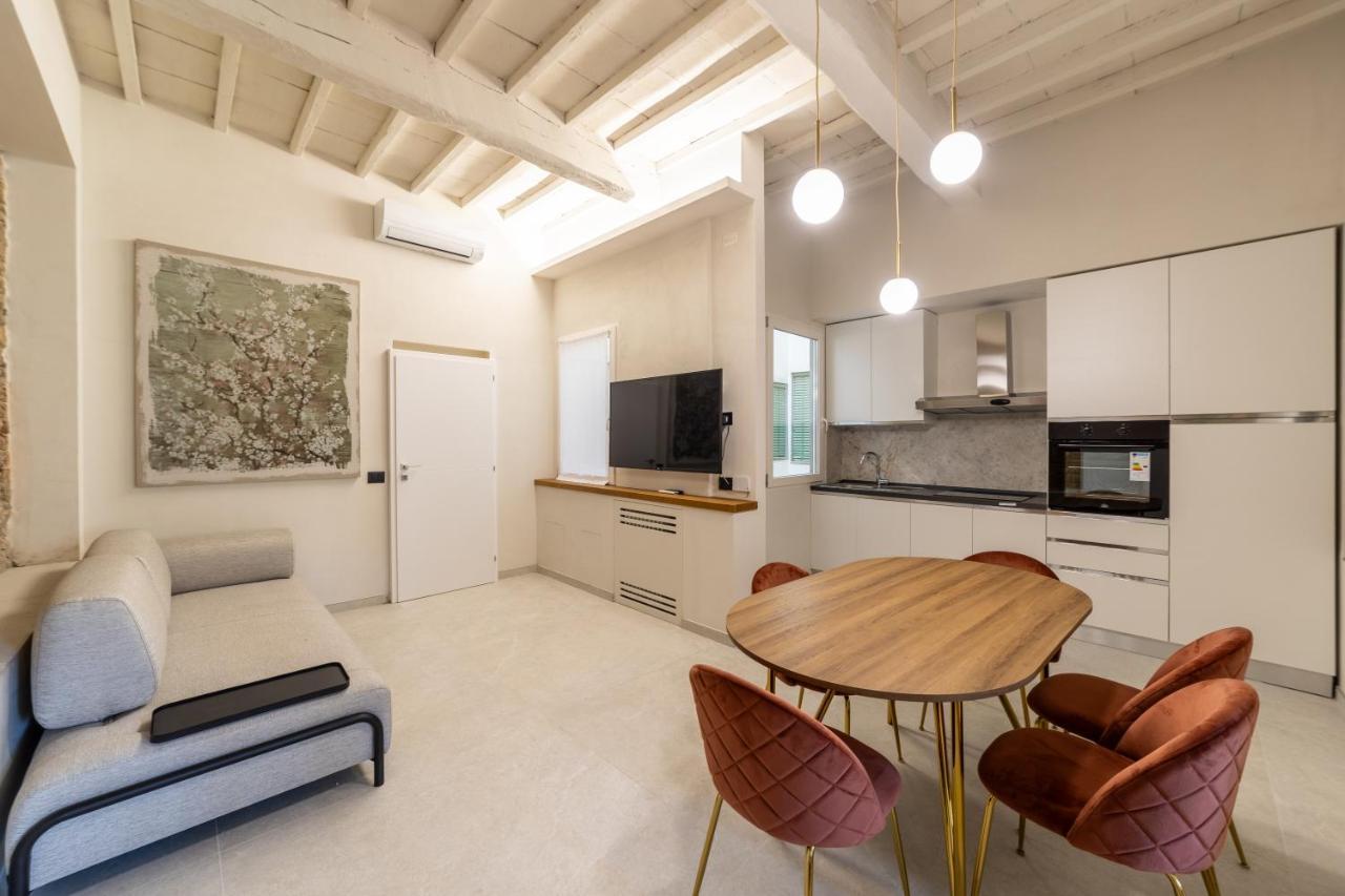 Leovinci Rooms Florens Exteriör bild